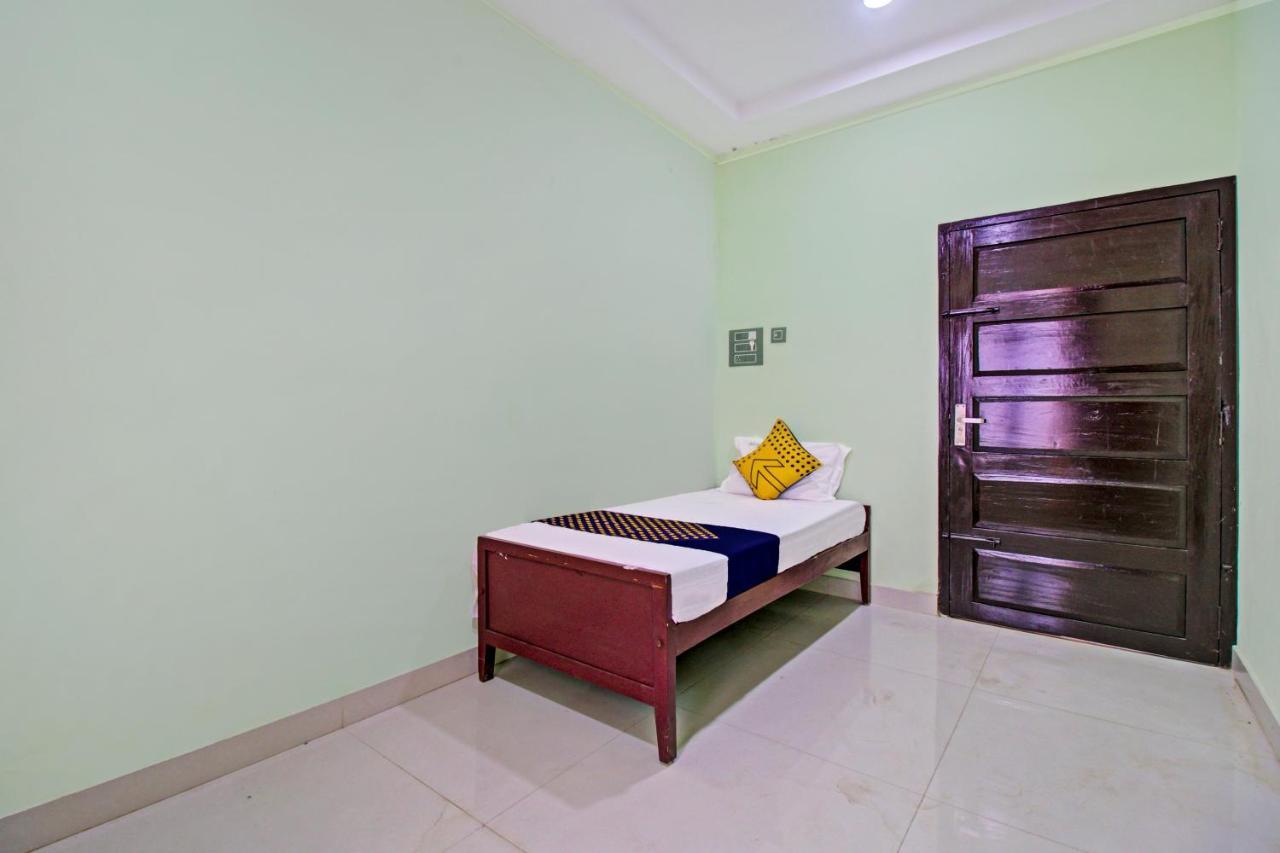 Spot On 73862 Jaya Tourist Home Varkala Kültér fotó